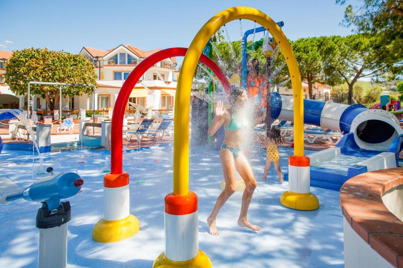 Diano Sporting Aparthotel 3*